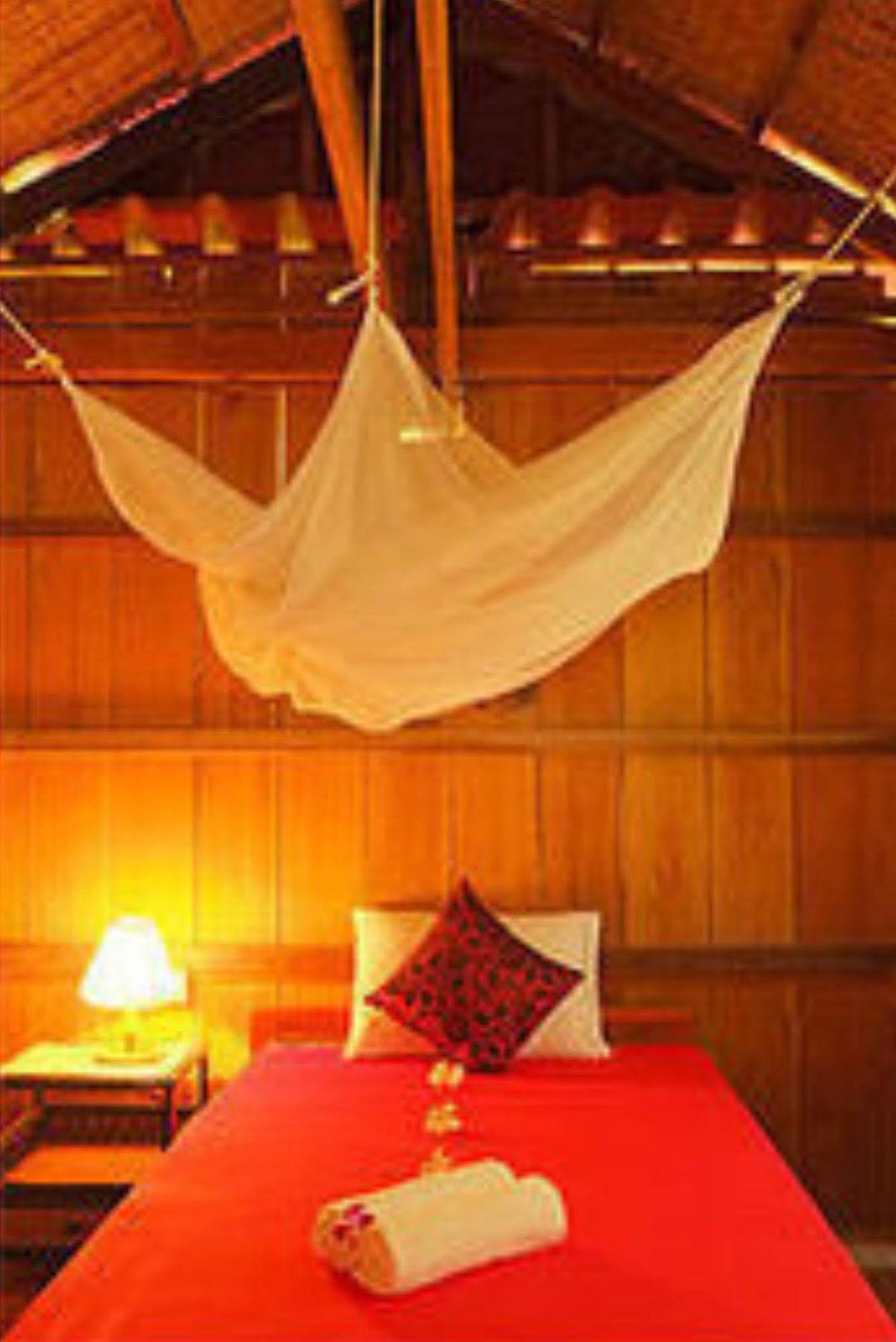 The Moon Kampot Boutique Hotel Bagian luar foto